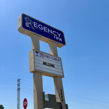 Regency Inn Fresno Eksteriør bilde